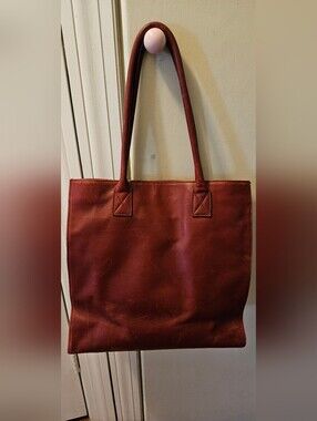 Levenger Leather Tote Bag Purse Double Handle Magnetic Zip Closures